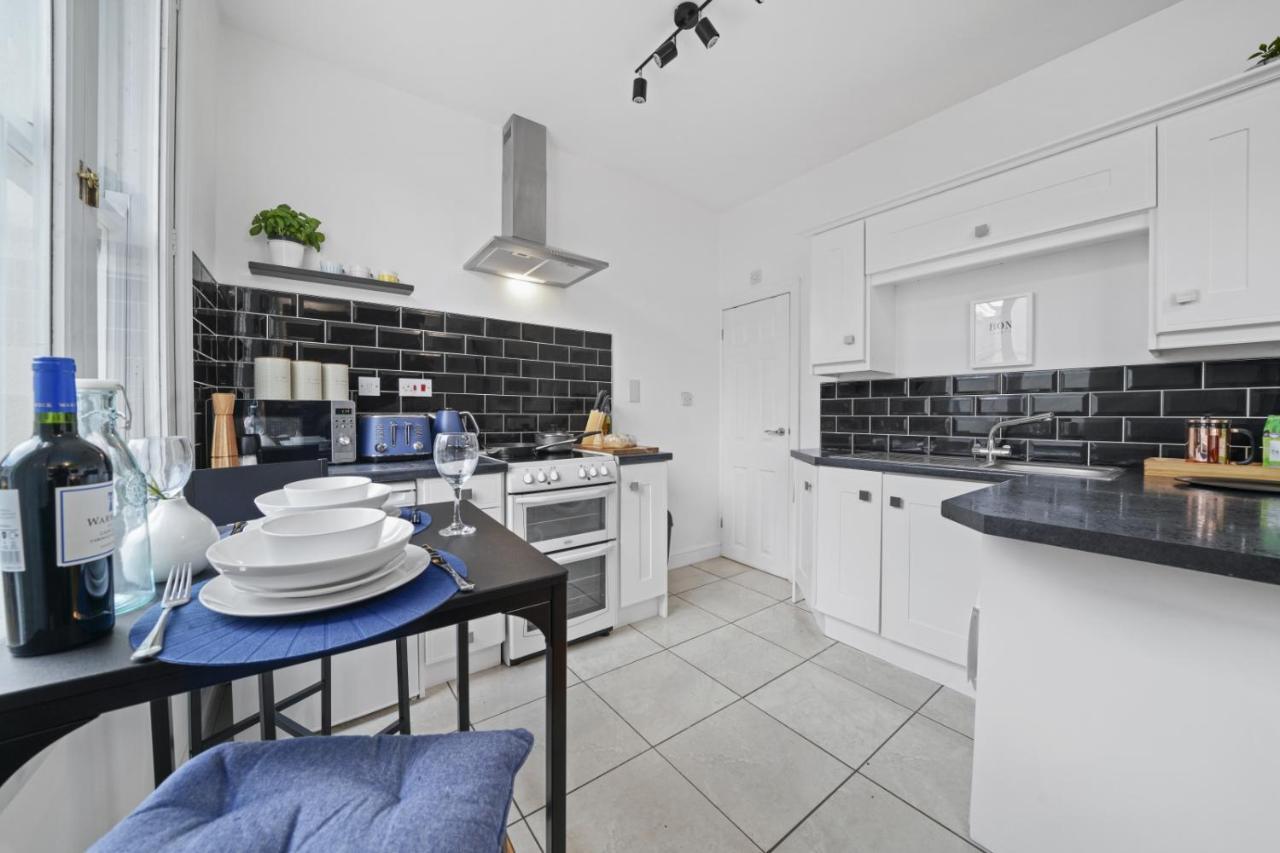דירות Central Gem Of Leamington Spa - Sleeps 5 מראה חיצוני תמונה