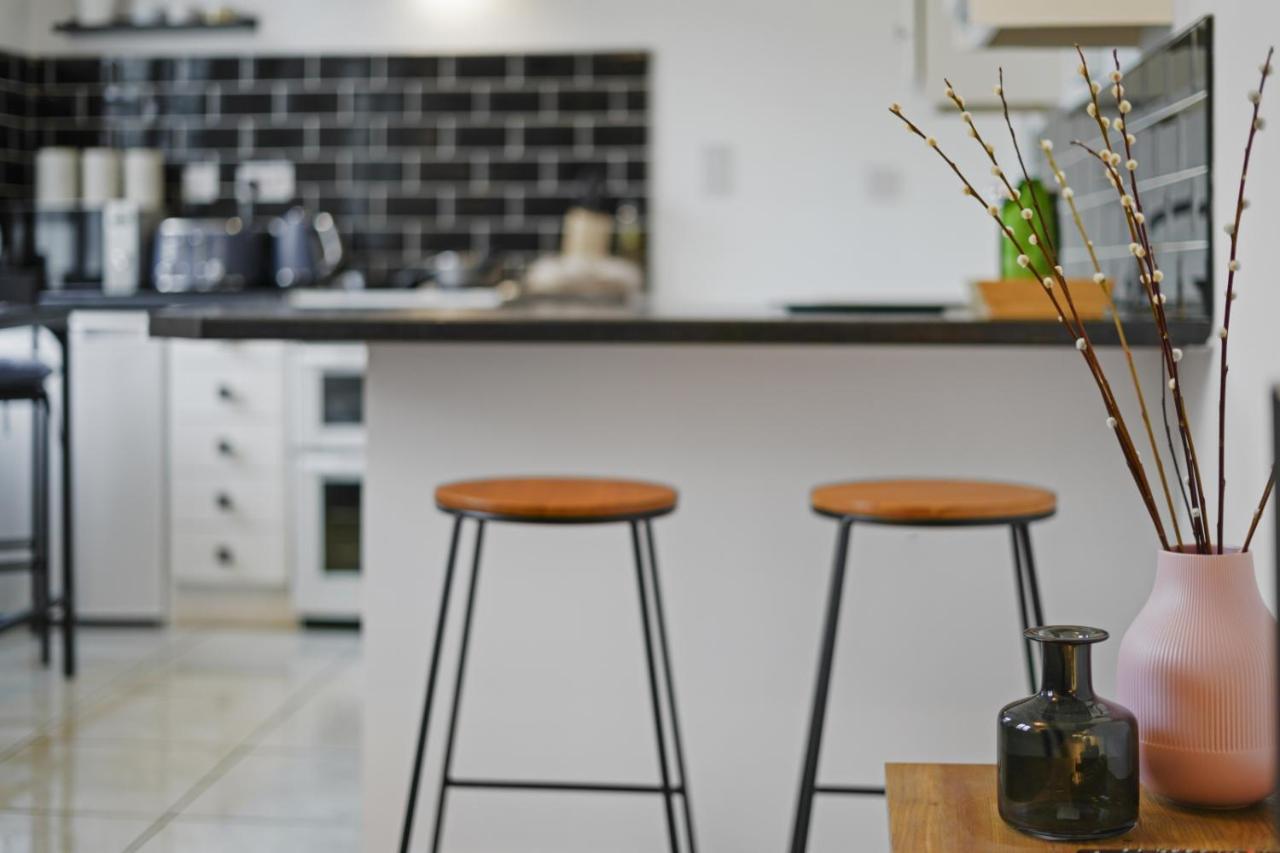 דירות Central Gem Of Leamington Spa - Sleeps 5 מראה חיצוני תמונה